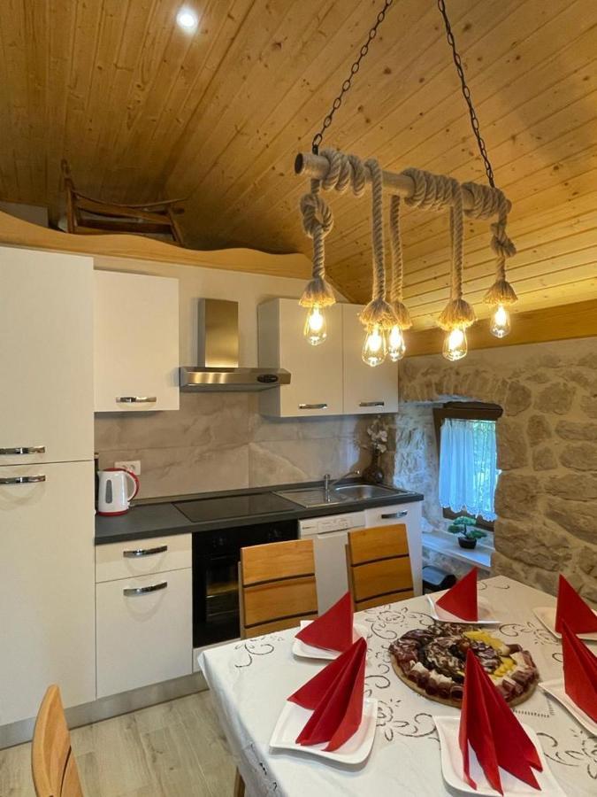 Patakun Holiday Home For 5, With Heated Pool Lecevica Dış mekan fotoğraf