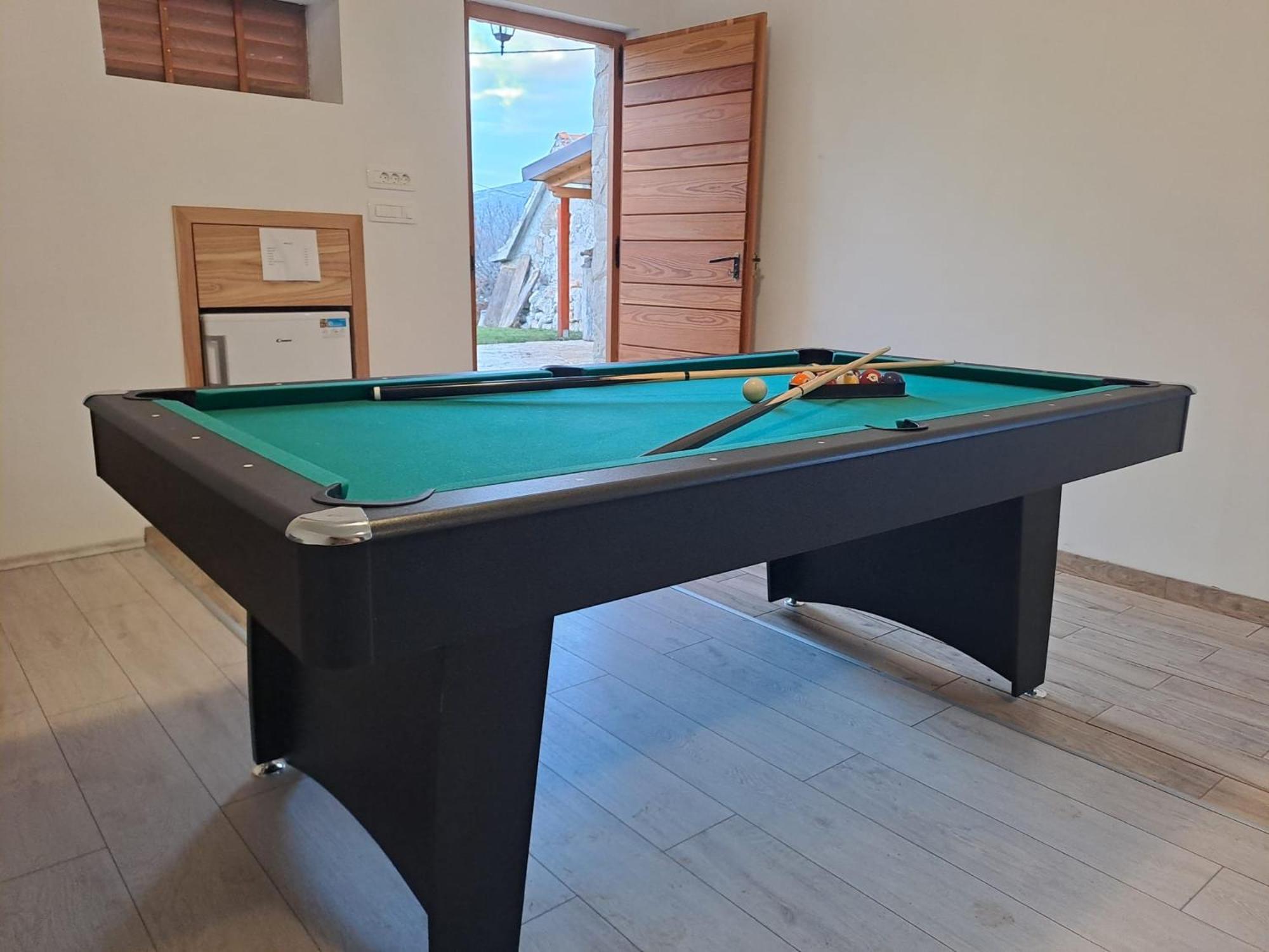Patakun Holiday Home For 5, With Heated Pool Lecevica Dış mekan fotoğraf